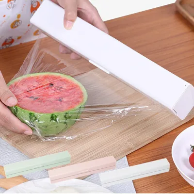 ラップホルダー マグネット ラップケース 30cmまで対応 磁石 ラップホルダー クッキングシート アルミホイル キッチン 台所 収納 シンプル マグネット付き 冷蔵庫横などに貼って収納できる