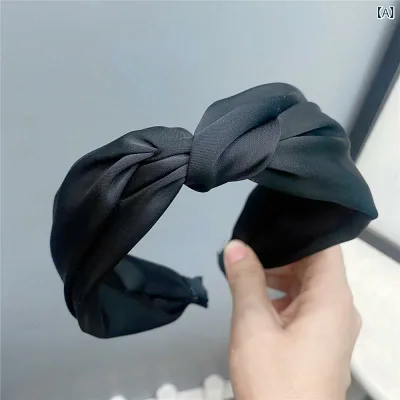 カチューシャ ヘアアクセサリー レディース 幅広 クロス サテン調 小顔見せ 高級感 センター結び 髪飾り フォーマル 無地 ボリューム感 髪留め まとめ髪 ヘアアレンジ パーティー 二次会 披露宴 入学式 卒業式 お呼ばれ ギフト プレゼント デイリー