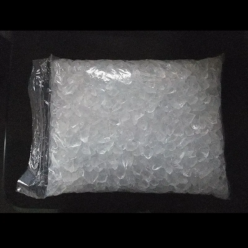 鈴鹿山系純氷 クラシュアイス 業務用 小粒 砕氷 7kg ウイスキー カクテル お酒 焼酎 ソフトドリンク スムージー かき氷用【送料無料】 2cm〜3cm