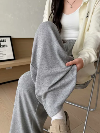 【20%OFFクーポン付き】【美脚×体型カバー】ワイドパンツ レディース ストライプパンツ ピンストライプ ズボン ボトムス ロングパンツ ガウチョ スラックス ウエストゴム ハイウエスト 落ち感 縦長効果 ストレッチ 伸縮性 楽ちん 着痩せ 細見え