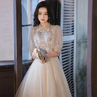 結婚式ドレス 二次会ドレス シャンパン色 ミモレ丈 お呼ばれドレス パーティードレス スパンコール キラキラ 可愛いドレス 折り襟 パフ
